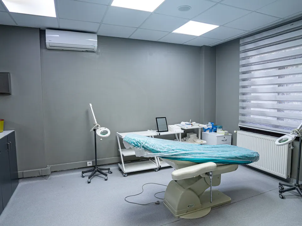 AKM Clinic tedavi uygulama odası
